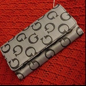New Gray Patterned Wallet By Guang Tong